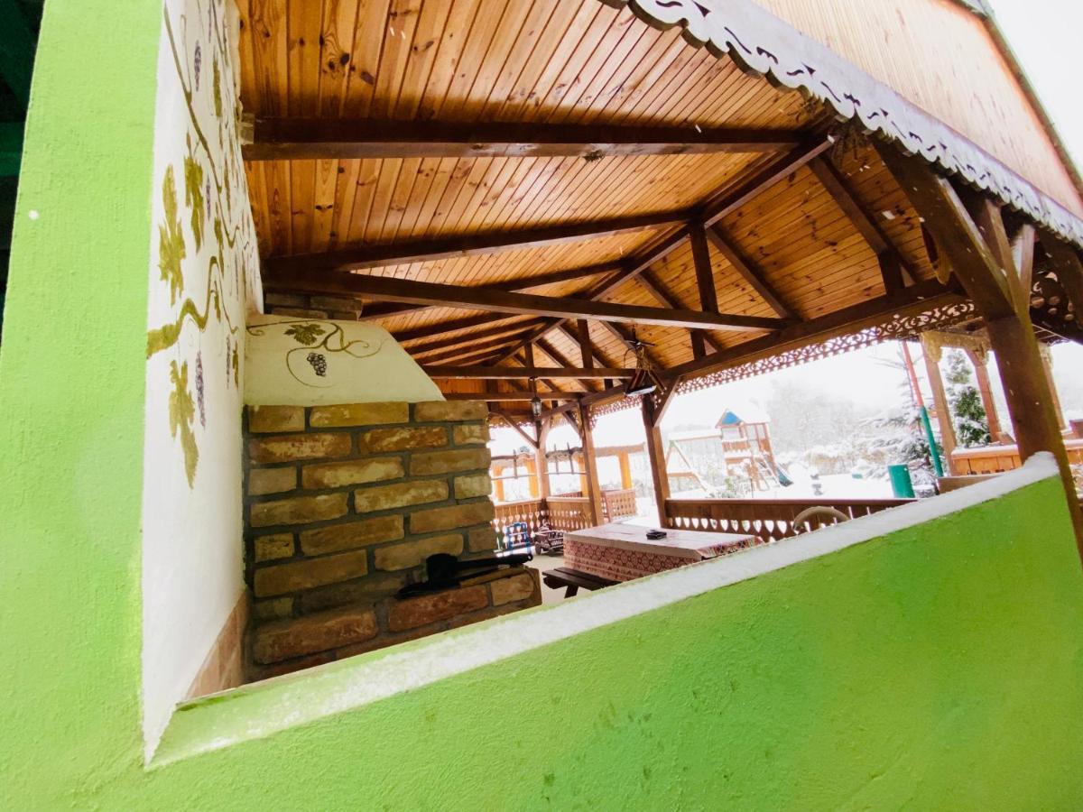 Agropensiunea Valea Fagilor Luncavita Exterior photo
