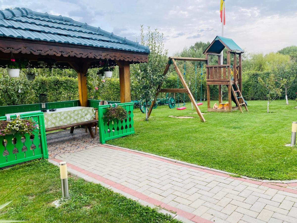 Agropensiunea Valea Fagilor Luncavita Exterior photo