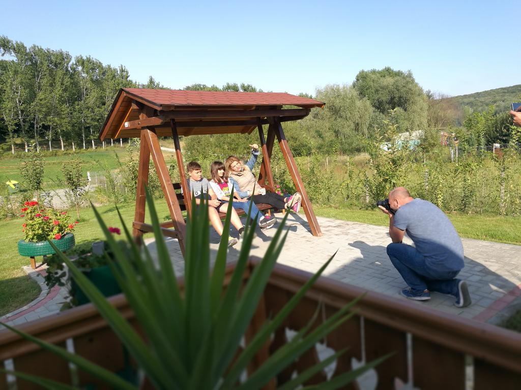 Agropensiunea Valea Fagilor Luncavita Exterior photo