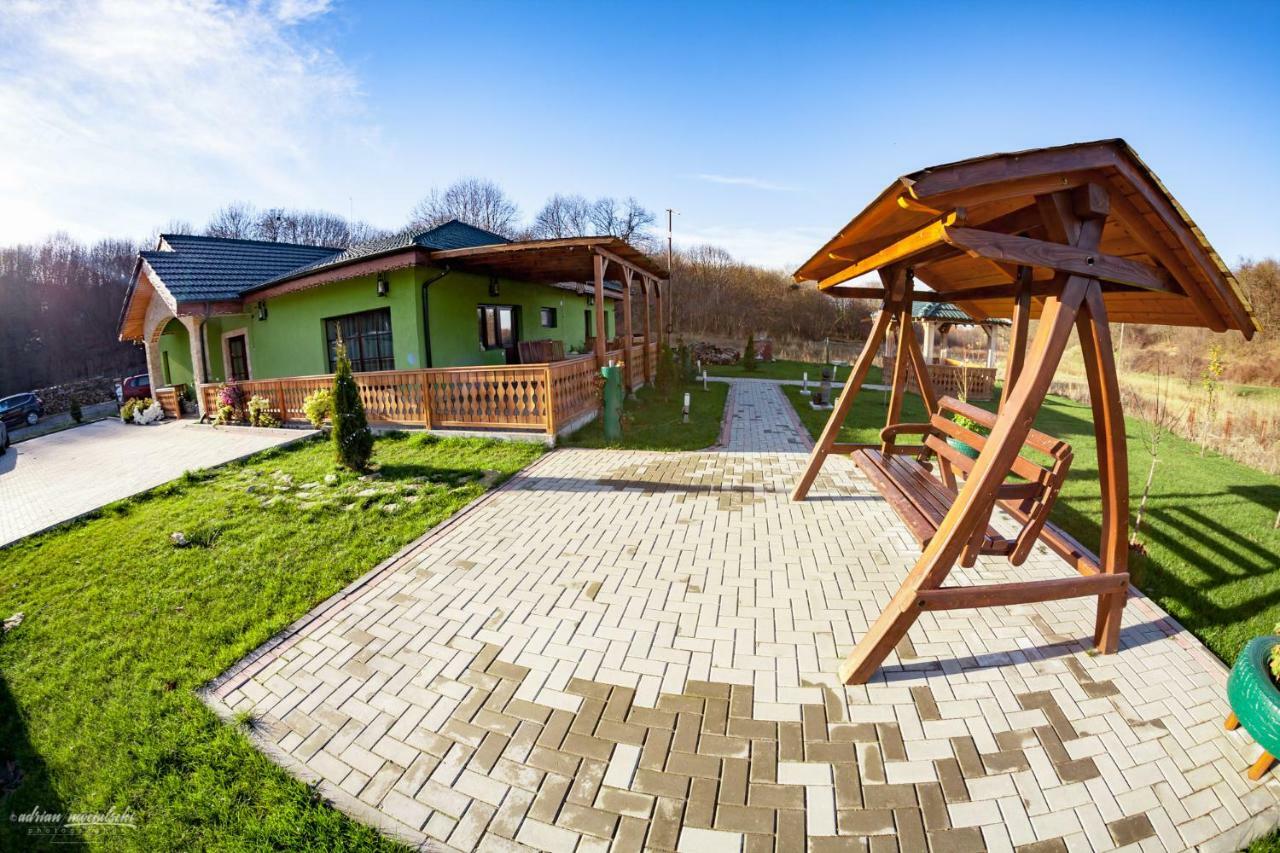 Agropensiunea Valea Fagilor Luncavita Exterior photo