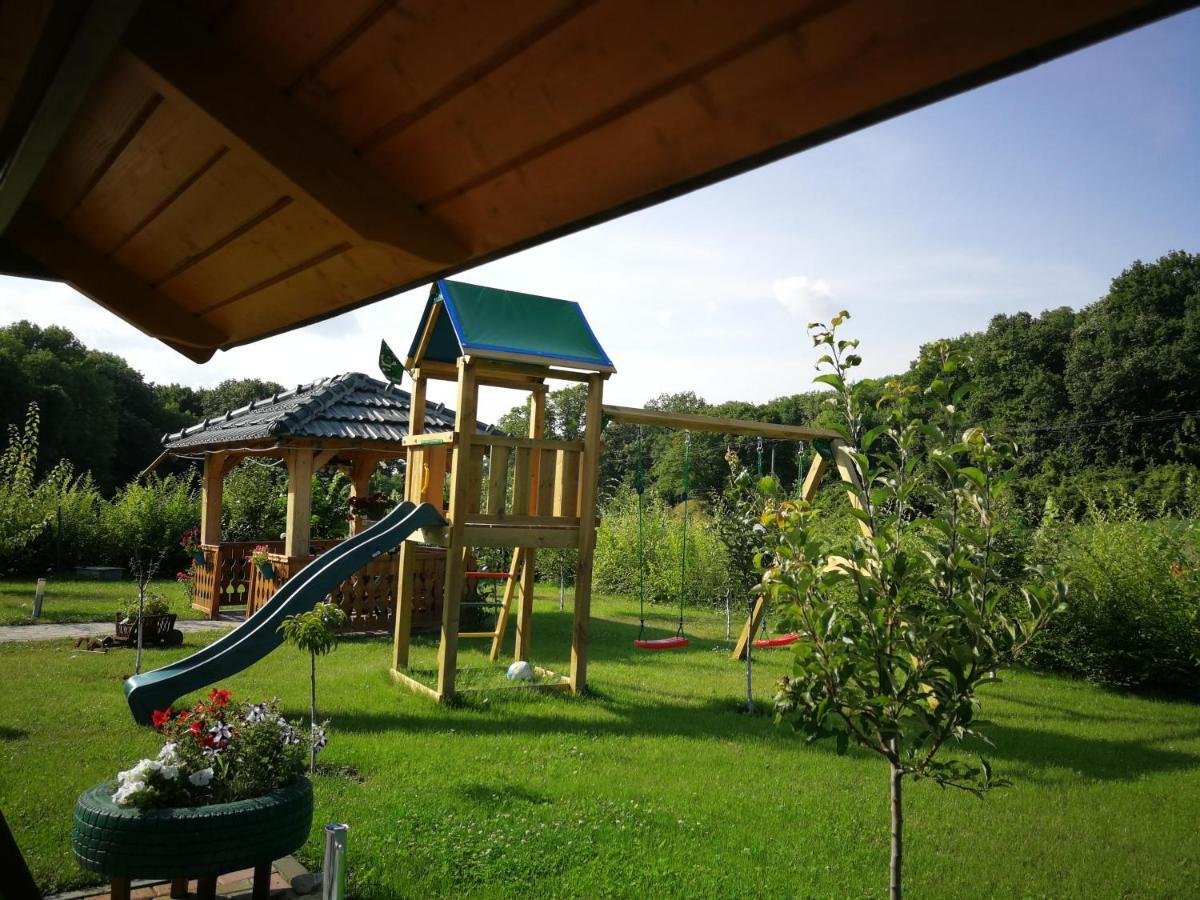 Agropensiunea Valea Fagilor Luncavita Exterior photo